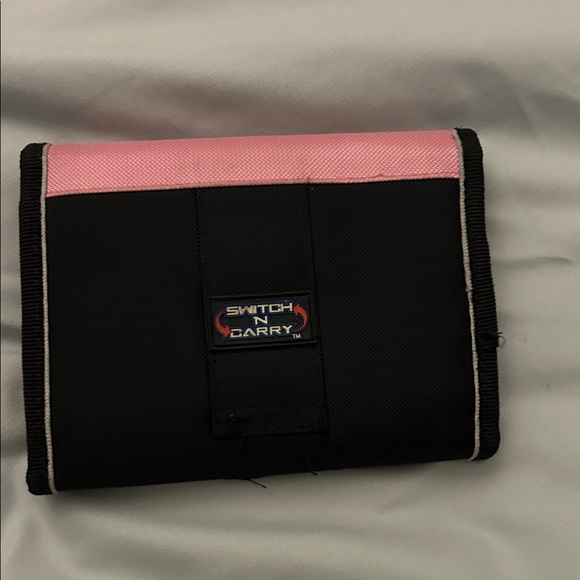 Nintendo DS Pink and Black Case - Picture 2 of 2
